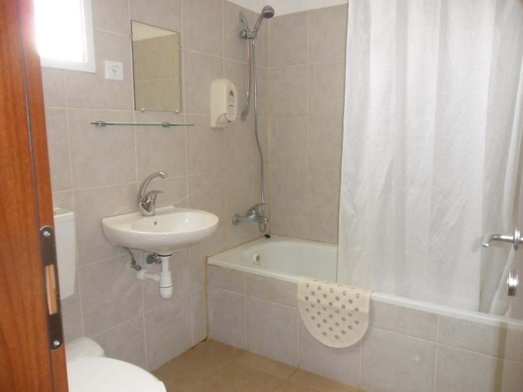 Ein Zurim Guest House 'En Zurim Quarto foto